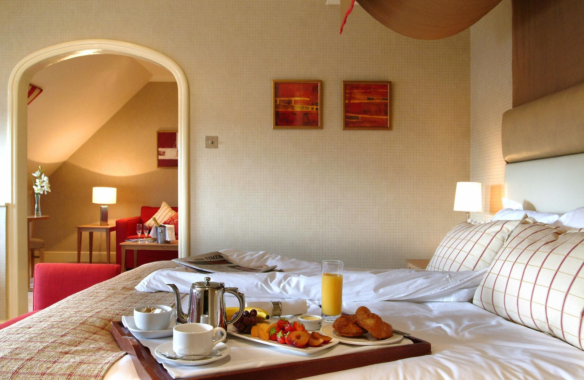 Donnington Valley Hotel, Golf & Spa Newbury  Buitenkant foto