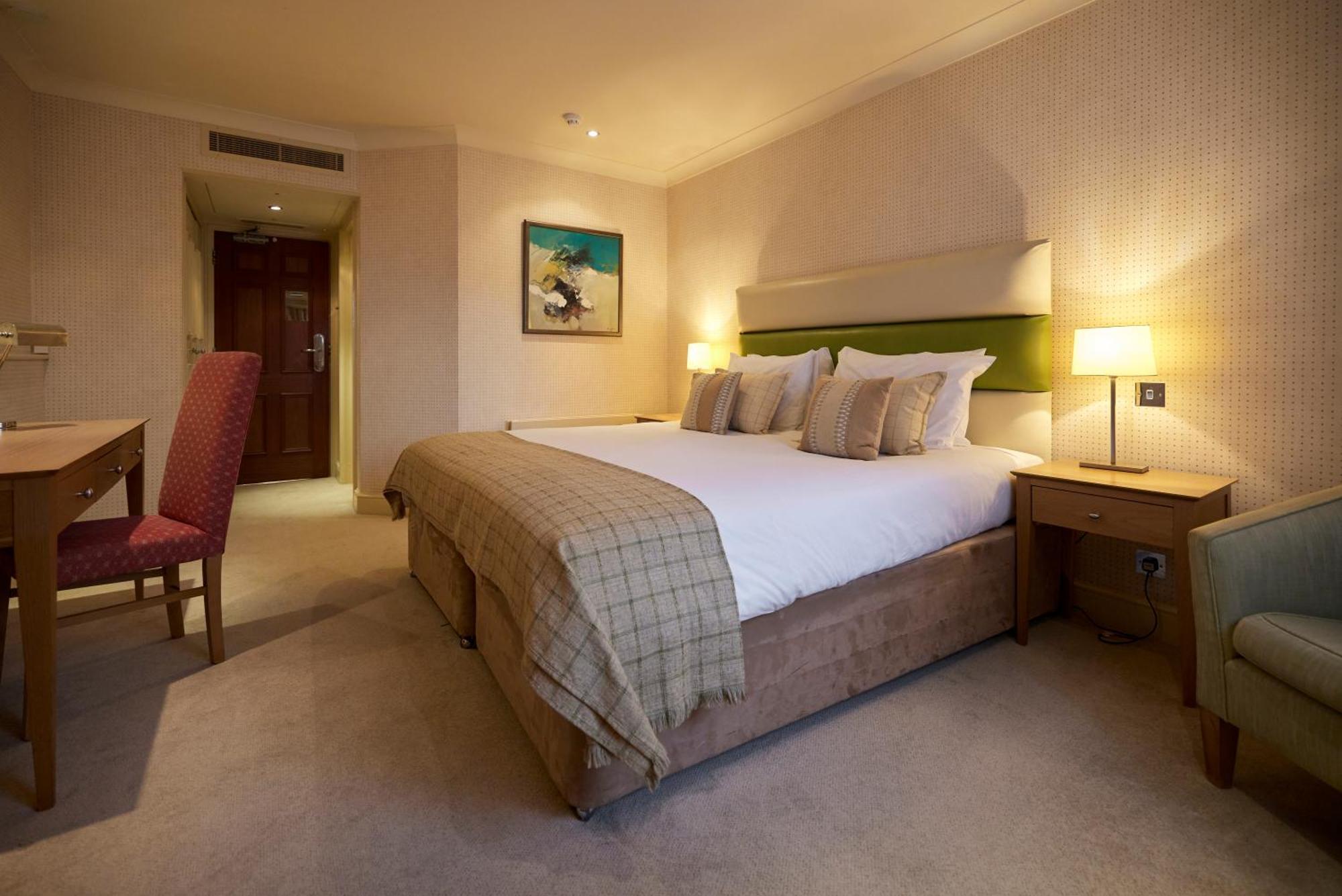 Donnington Valley Hotel, Golf & Spa Newbury  Buitenkant foto