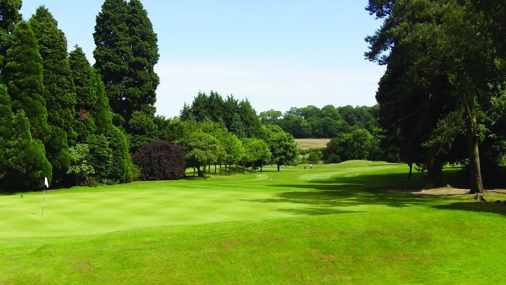 Donnington Valley Hotel, Golf & Spa Newbury  Buitenkant foto