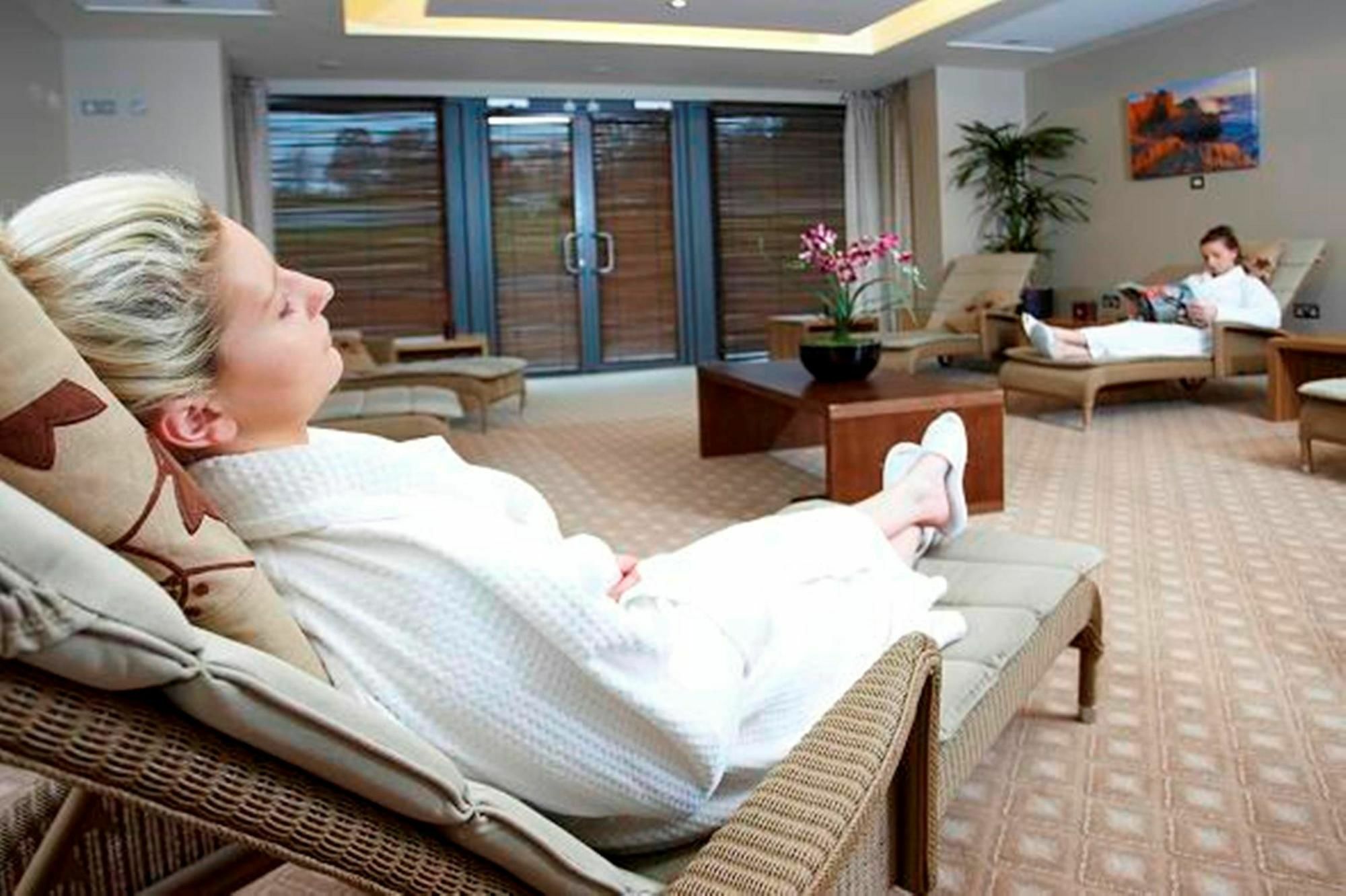 Donnington Valley Hotel, Golf & Spa Newbury  Buitenkant foto